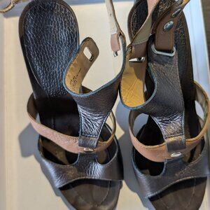 Nine West Bronze Sandals Size 6